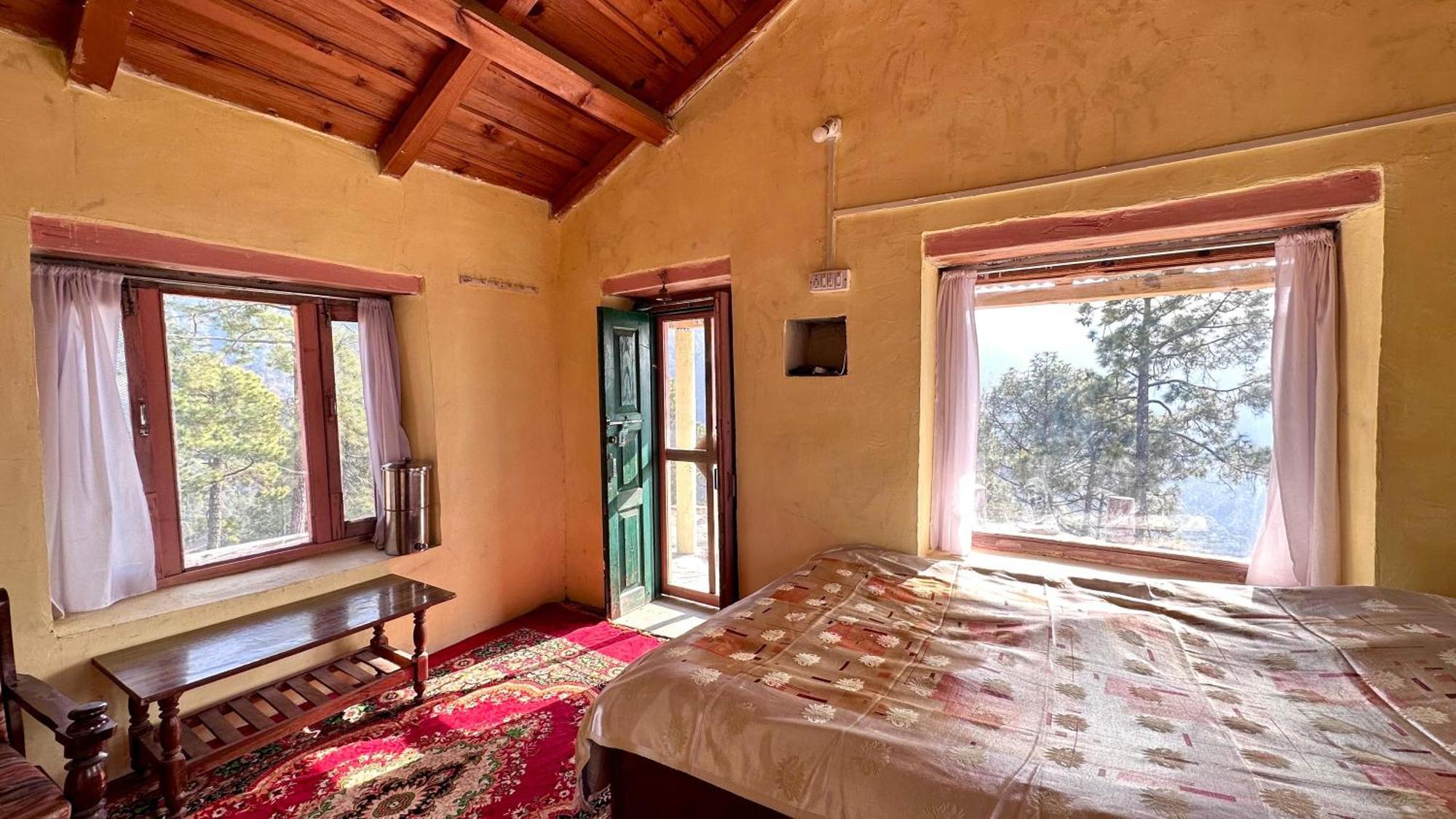 Joshi Cottage Binsar Exterior photo