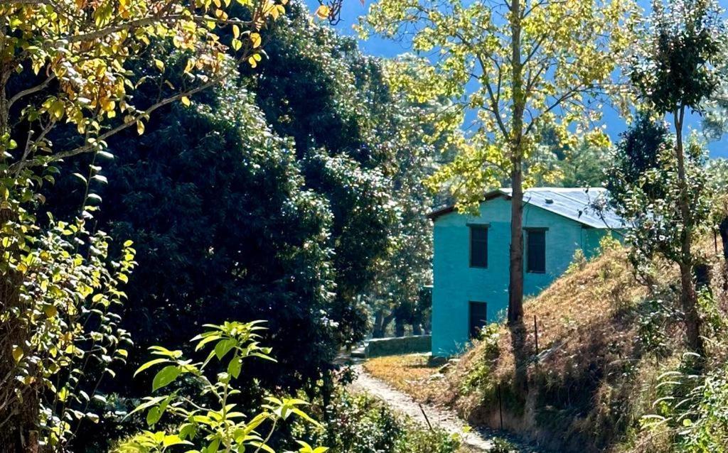 Joshi Cottage Binsar Exterior photo